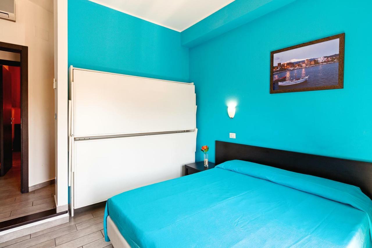 Seaview Terrace Sunny Apartment Giardini Naxos Luaran gambar