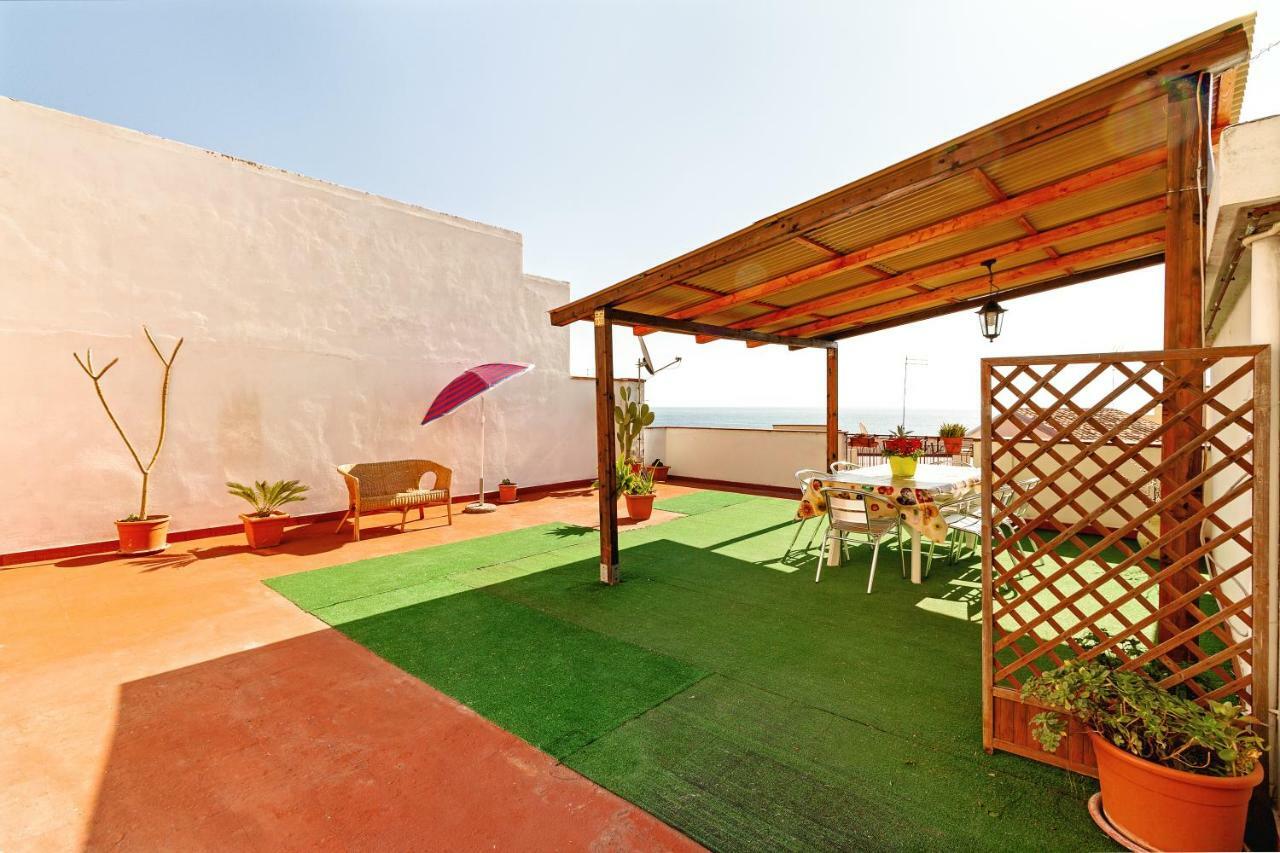 Seaview Terrace Sunny Apartment Giardini Naxos Luaran gambar