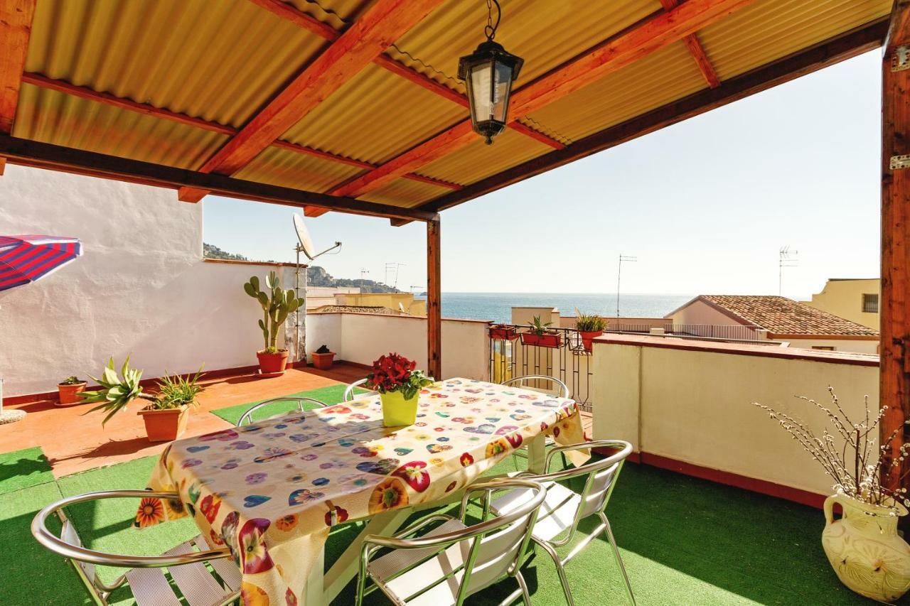 Seaview Terrace Sunny Apartment Giardini Naxos Luaran gambar