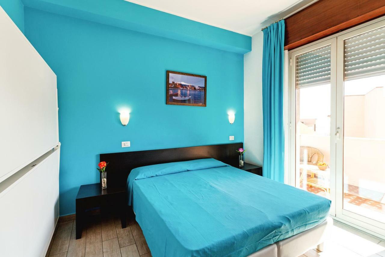 Seaview Terrace Sunny Apartment Giardini Naxos Luaran gambar